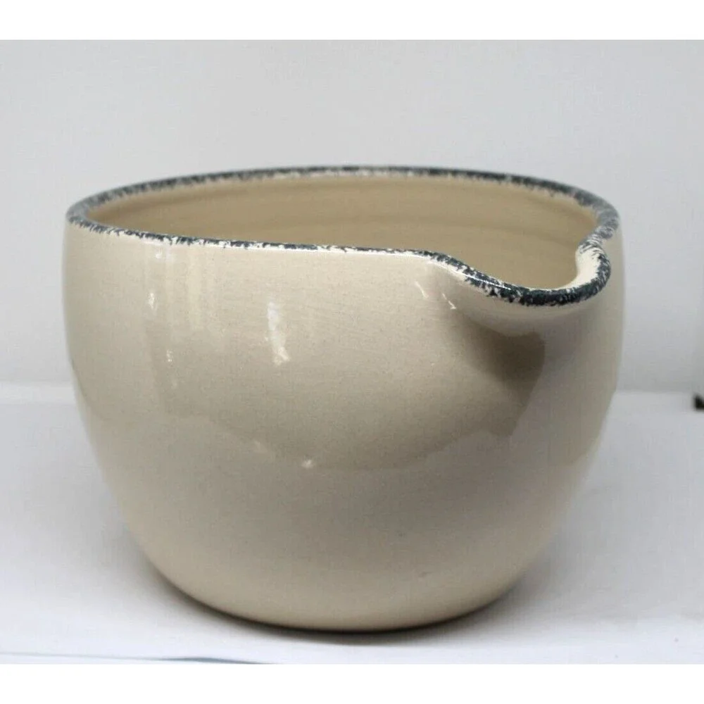 Casey Pottery Marshall Texas Stoneware Daisy Floral Mixing Bowl & Spout 1995 USA